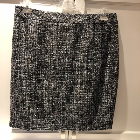 Short Tweed Skirt - Les Poupounes De Luxe - Picture 2 of 3